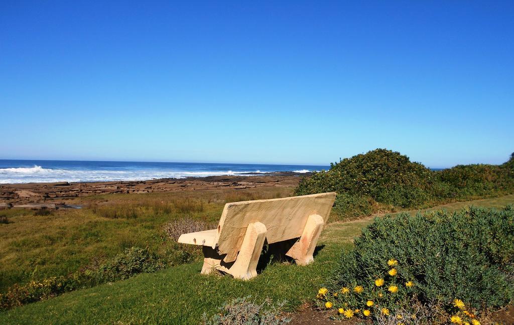 The Coelacanth Guest House And Beach Thyme Self Catering Kiddʼs Beach Exterior foto